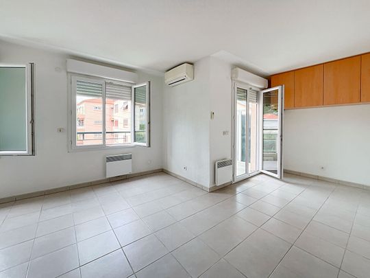 Appartement Cagnes-sur-Mer 1 pièce(s) VIDE - Photo 1