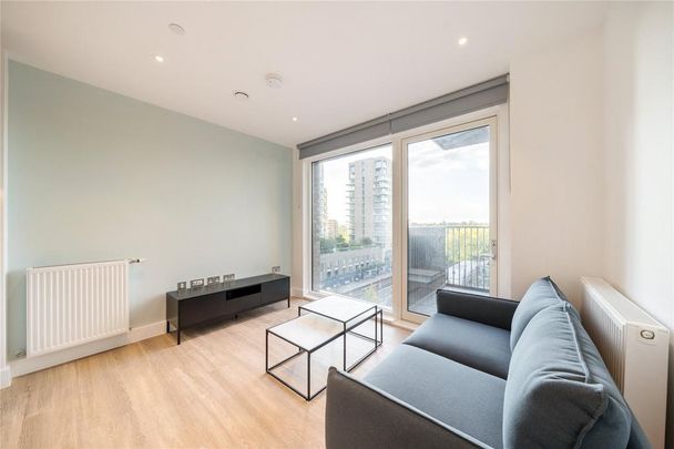 Studio to rent - Photo 1