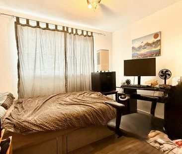 4 bedroom terraced house to rent - Photo 3