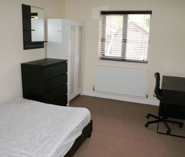 56 Oxford Street - 4 Bed 2 BathLoughborough - Photo 2