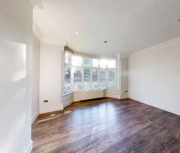 Knighton Drive, Leicester - Photo 2