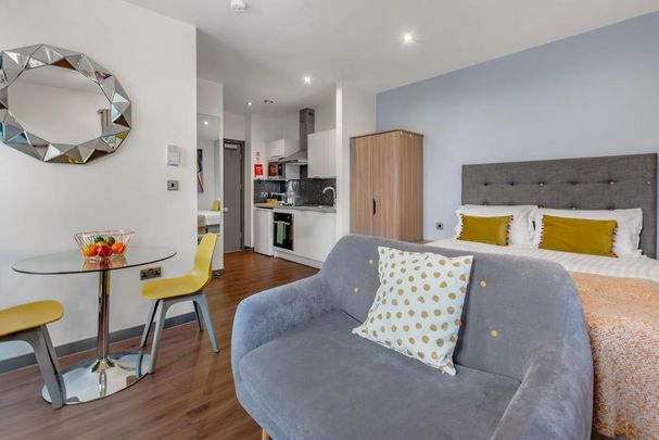 1 bedroom flat to rent - Photo 1