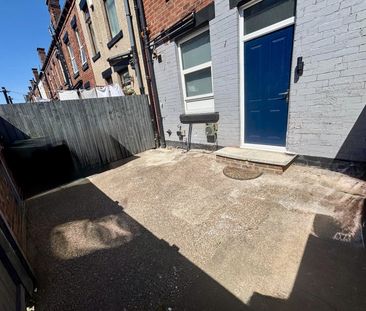 Dawlish Road, Leeds - Photo 6