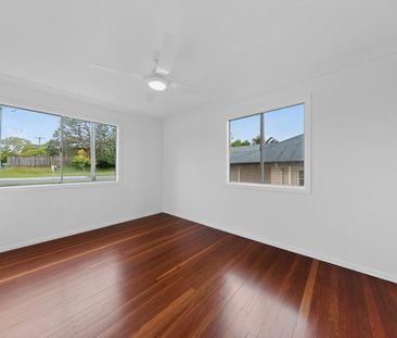 Freshly Renovated Family Home with Spacious Retreat - Photo 3