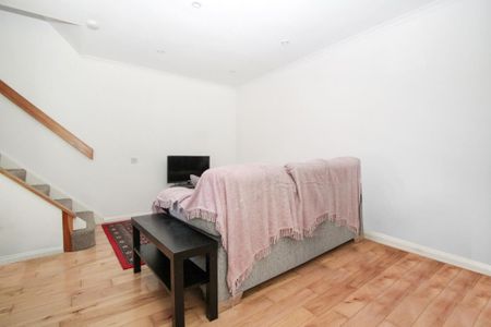 1 bedroom terraced house to rent - Photo 5