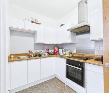 1 bedroom apartment to rent - Photo 2