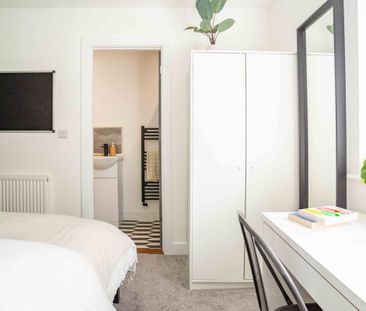 Cobbett Close #1 - Photo 3