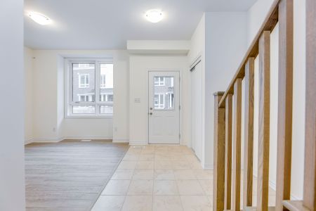 For Lease - 11 Massachusetts Lane, Markham, Ontario - Photo 2