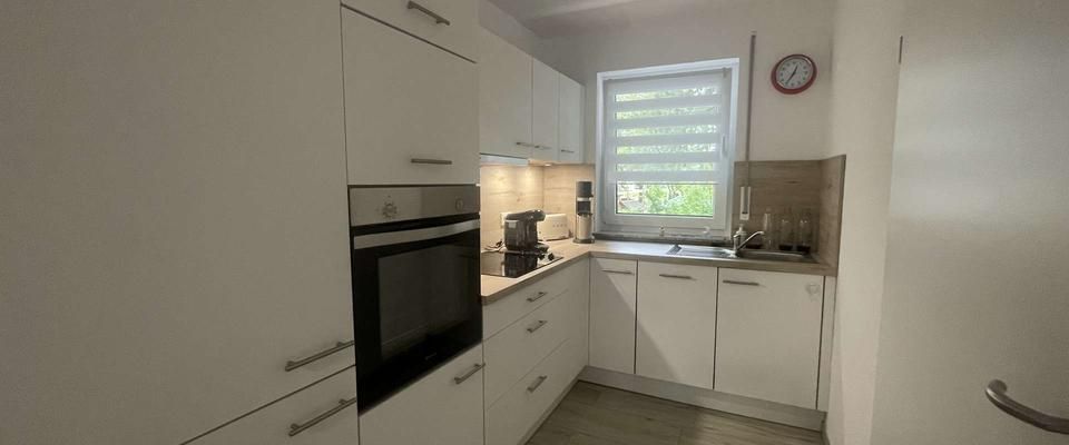 Seniorengerechtes Wohnen ab 55 Jahren, exklusive 1 Zimmer-Wohnung mit großen Balkon. - Photo 1