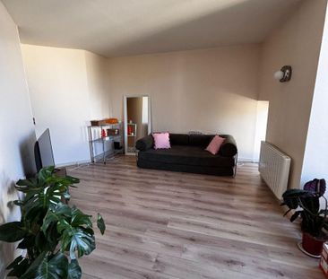 Pour visiter, appeler le 02.23.55.91.17. VITRE, Proximité centre vi... - Photo 3