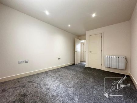 2 bedroom apartment to rent - Photo 4