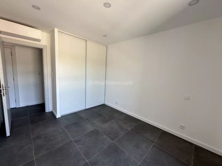 Location Appartement 2 pièces 45 m2 à Ajaccio - Photo 3