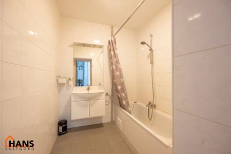 2-slaapkamerappartement op de 1ste verdieping zonder lift. - Foto 4