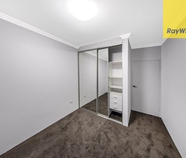 Freshly Updated Unit in a Prime Northmead Location - Photo 3
