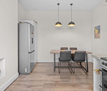 2 bedroom maisonette to rent - Photo 5