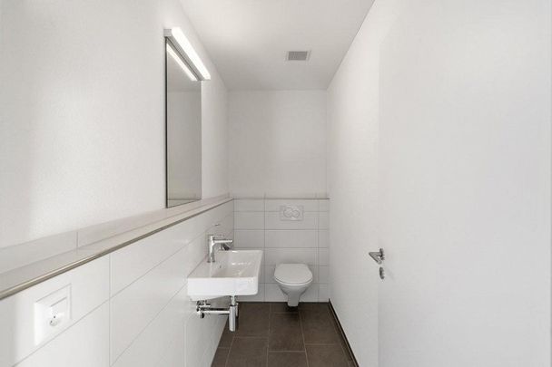 Helle und moderne Wohnung zu vermieten! - Photo 1