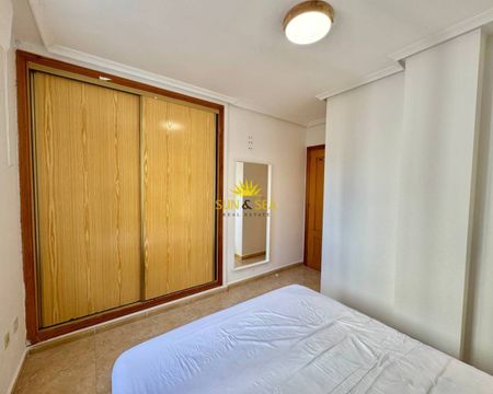 TWO BEDROOM APARTMENT FOR RENT IN THE CENTER OF TORREVIEJA - Photo 5