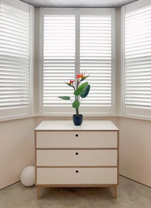 2 Bed Flat, Windmill Road, TW8 - Photo 1