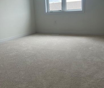 For Lease - 96 Selection Heights, Thorold, Ontario - Photo 3