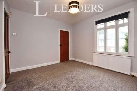 Thaxted Road, Saffron Walden, CB11 - Photo 2