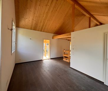 Casa unifamiliare con terreno e posti auto coperti - Photo 2