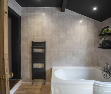 1 bedroom in a house share to rent - Photo 6