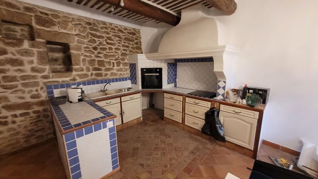 SORGUES 903, - Photo 1