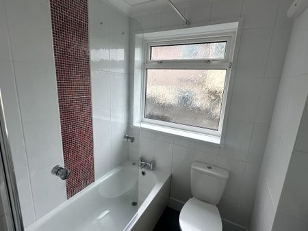 2 bedroom house to rent - Photo 3
