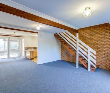 3 Bedroom Townhouse for Rent in Springwood– Hidden Gem! - Photo 1