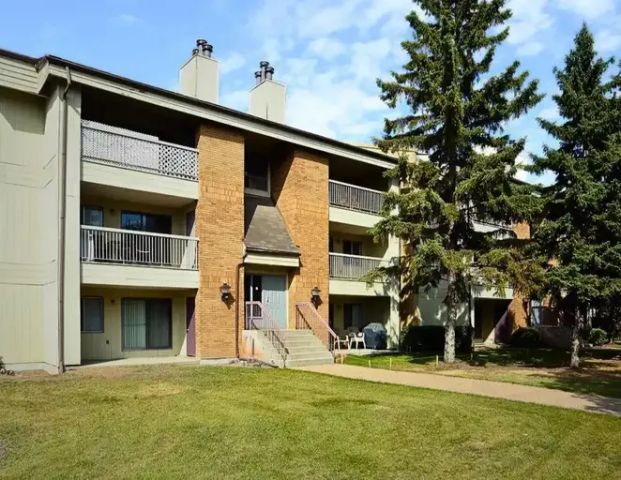 Hermitage Village Apartments | 1174 Hooke Road, Edmonton - Photo 1