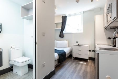 Studio to rent - Photo 3