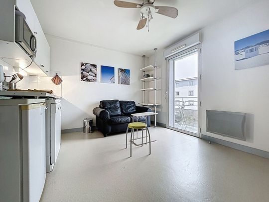 Location Appartement 1 pièce 18m² LA ROCHELLE 17000 - Photo 1