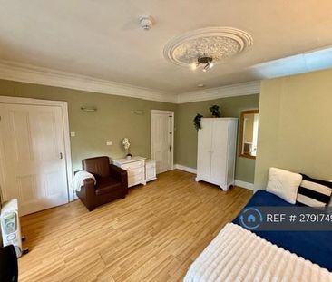 1 bedroom in a house share to rent - Photo 5