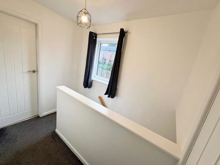 Wellstone Garth, Bramley, Leeds - Photo 5