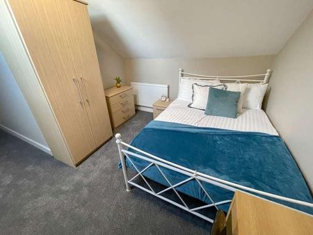 Edinburgh Road, L7 - Photo 4