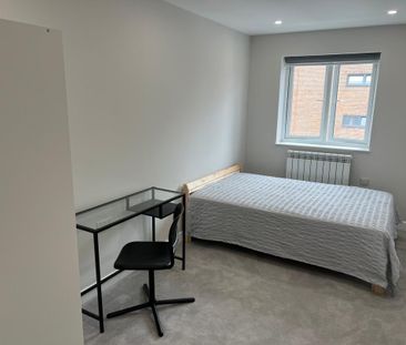 Room in a Shared Flat, Nether Street, N3 - Photo 2