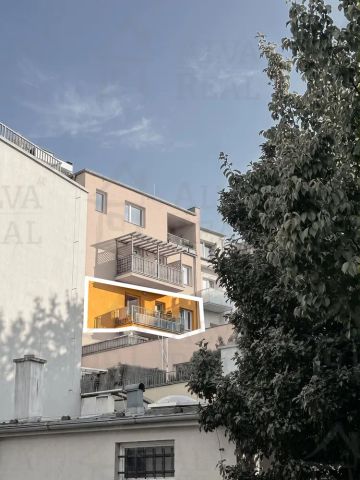 Dlouhodobý pronájem bytu 2+kk 53 m; terasa; sklep; Rostislavovo náměstí; volný od 1. 10. 2026. - Fotografie 3