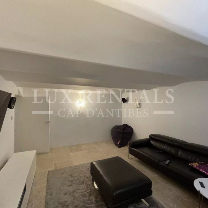 Maison • La Constance-Le Puy - Photo 1