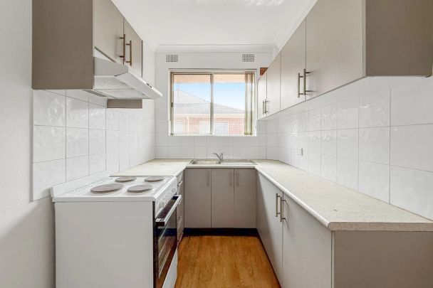 Great Value, Two Bedroom Apartment Available In Prime Location - Photo 1