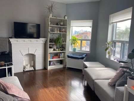 For Lease - 172 Beatrice Street Unit# 3, Toronto, Ontario - Photo 2