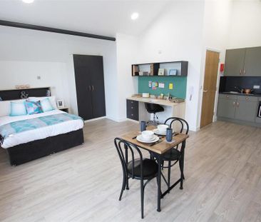 Studio to rent - Photo 3