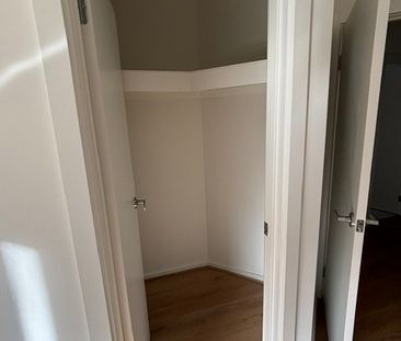 4-bedroom shared house / townhouse, Martin Pde - Photo 5