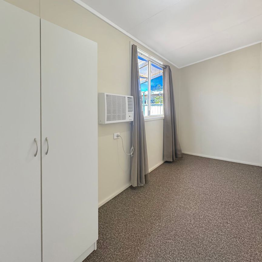 Tidy 2 Bedroom Home - Photo 1