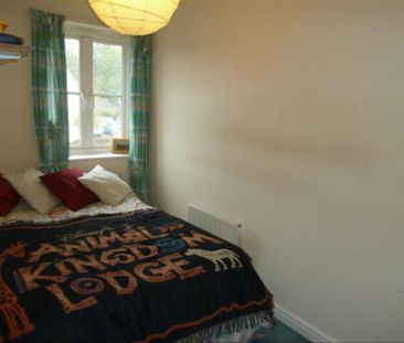2 bedroom terraced house to rent - Photo 4