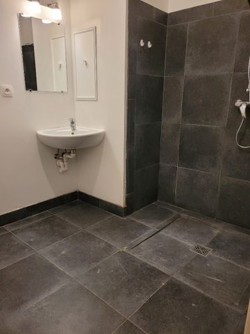 Location Appartement 3 pièces 63m² VIESLY 59271 - Photo 5