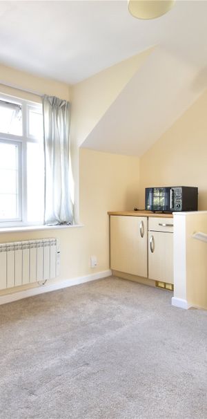 Cannon Lane, Maidenhead Cannon Lane, Maidenhead - Photo 2