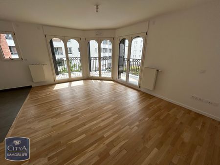Location Appartement 4 pièces 81m² PUTEAUX 92800 - Photo 2