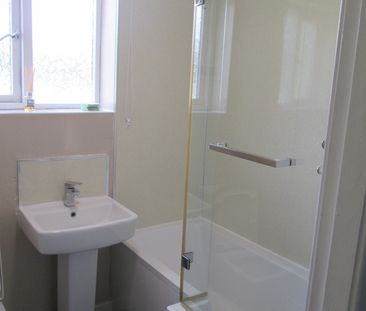 2 Bed Semi-Detached House, The Bails, M7 - Photo 4