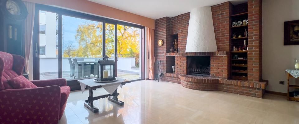 Viel Raum für Stil und Struktur – Wohnung mit Dachterrasse in Neu-Isenburg - Photo 1