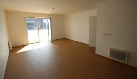 T2 de 56.72 m², rue Paul Lafargue, Place casquette réf 00382-206 - Photo 3